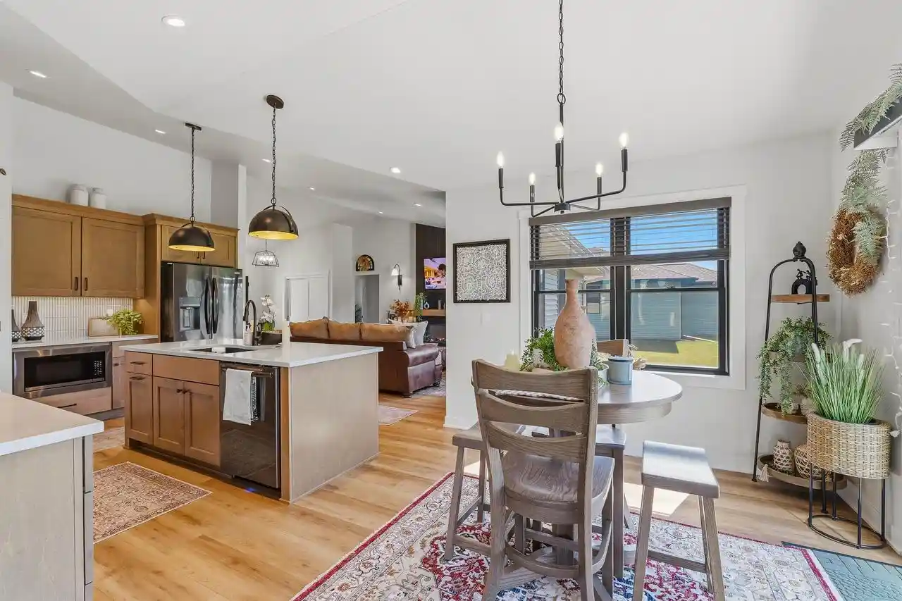4th image of 2747 Stonebrook Dr Dr, Sheboygan, WI 53081 | MLS# 2029538