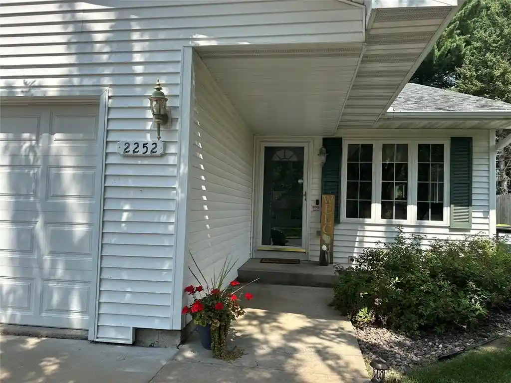 3rd image of 2250-2252 Frank St St, Eau Claire, WI 54703