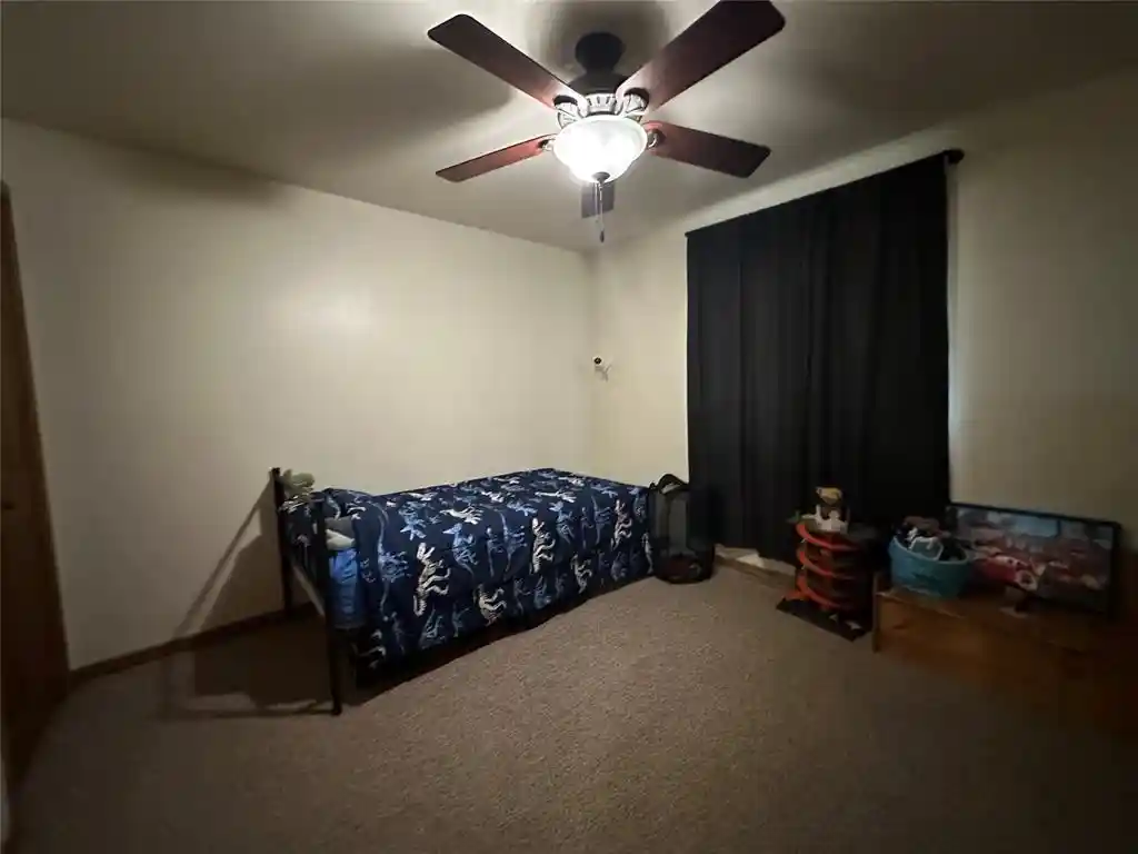 2nd image of 2250-2252 Frank St St, Eau Claire, WI 54703