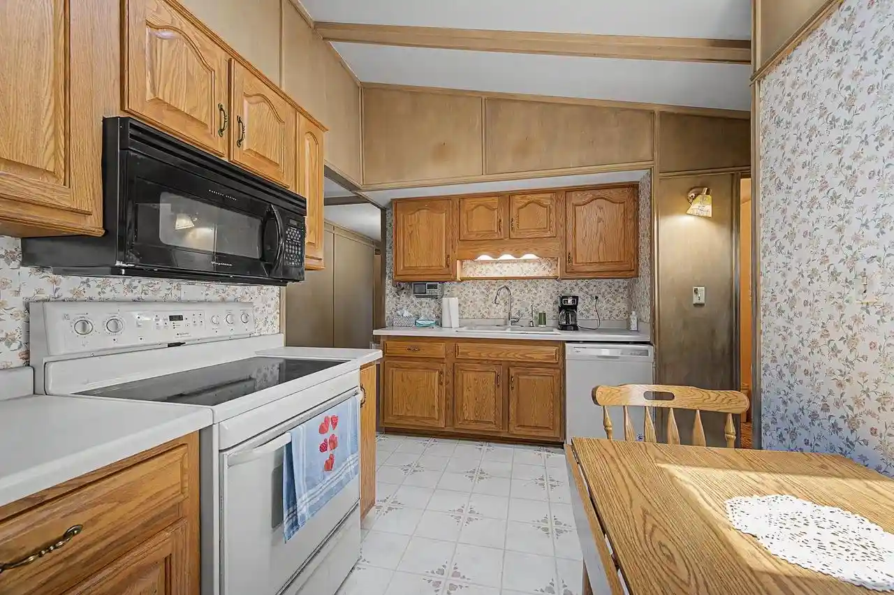 4th image of 803 26Th Street Street, Monroe, WI 53566 | MLS# 2029542