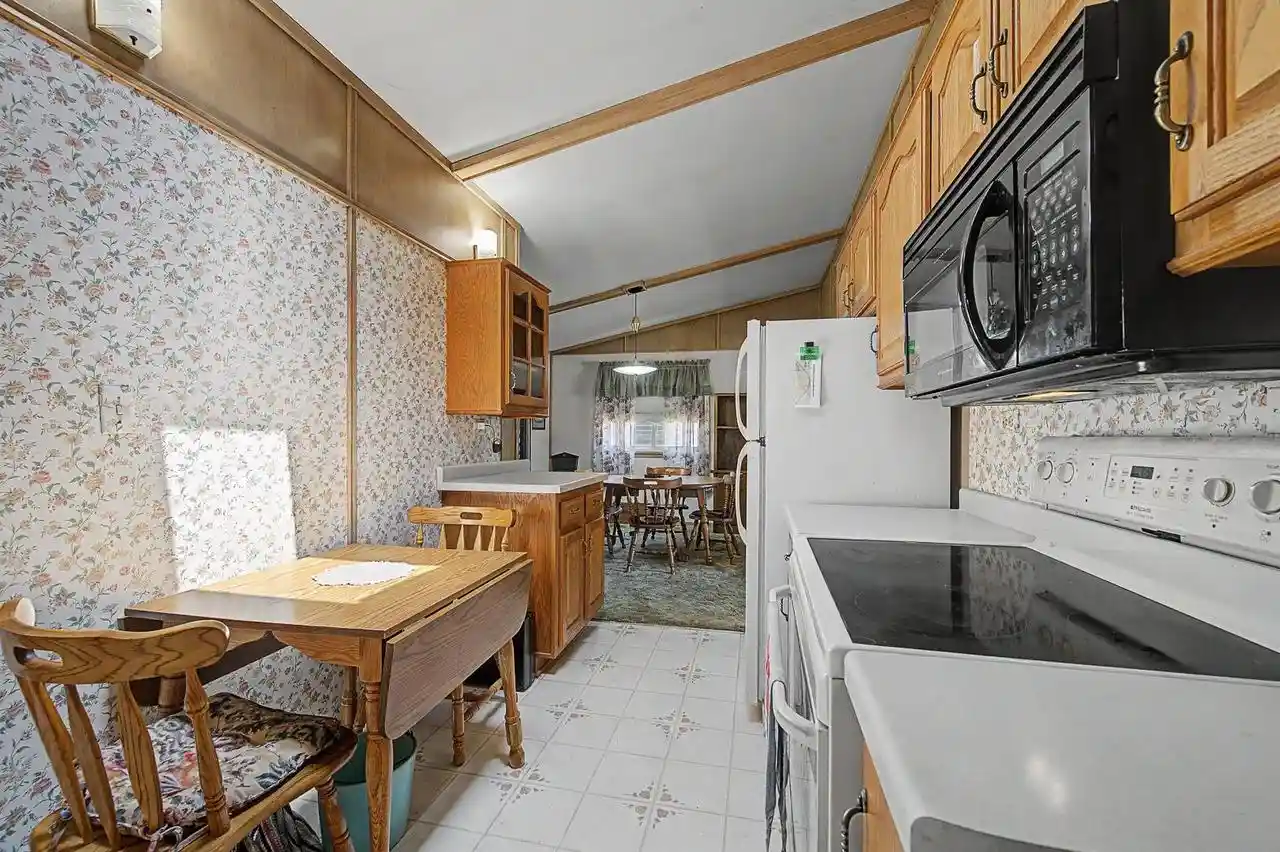 5th image of 803 26Th Street Street, Monroe, WI 53566 | MLS# 2029542
