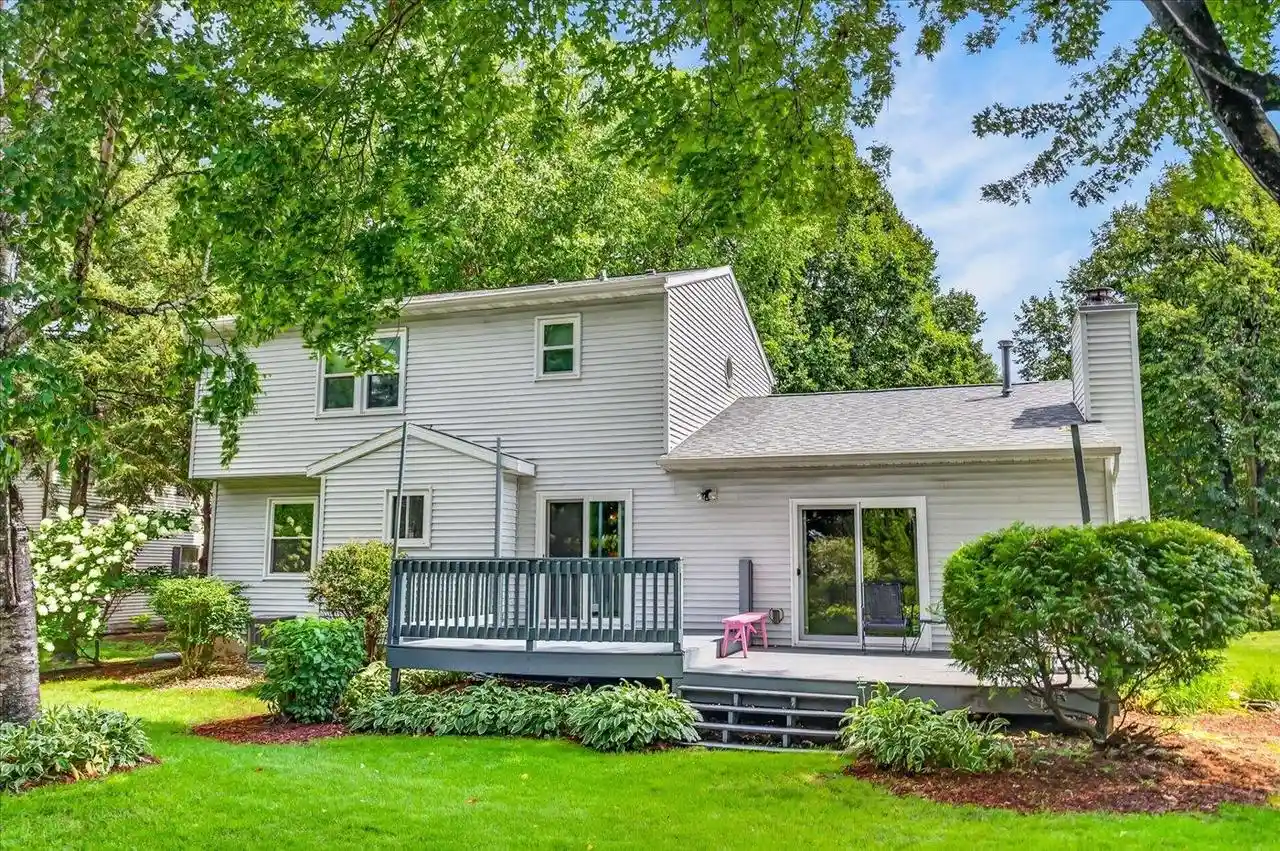 Photo 3 of Single family home for sale at 6 Windhaven Circle Circle, Madison, WI 53717 | MLS# 2029546 | Listing updated on 2026-09-05