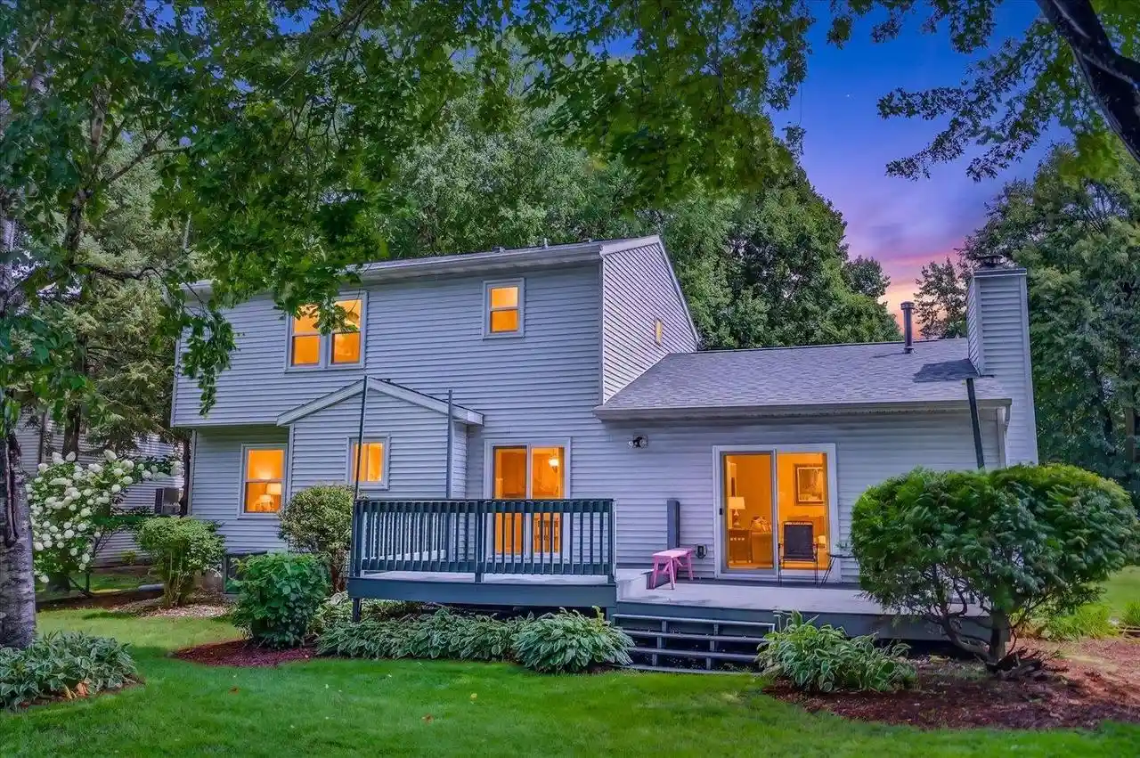 Photo 4 of Single family home for sale at 6 Windhaven Circle Circle, Madison, WI 53717 | MLS# 2029546 | Listing updated on 2026-09-05
