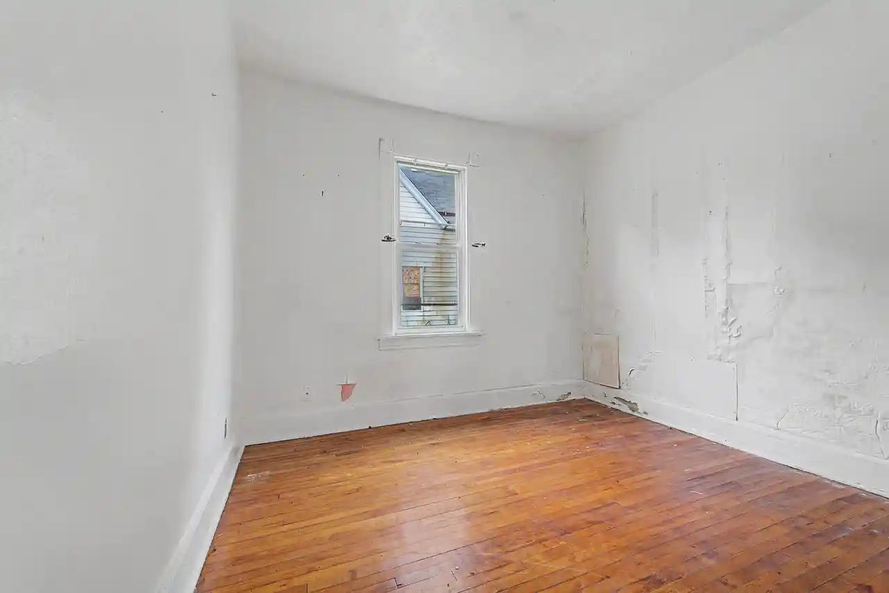 2nd image of 2910 N 17th Street Street, Milwaukee, WI 53206 | MLS# 1974465