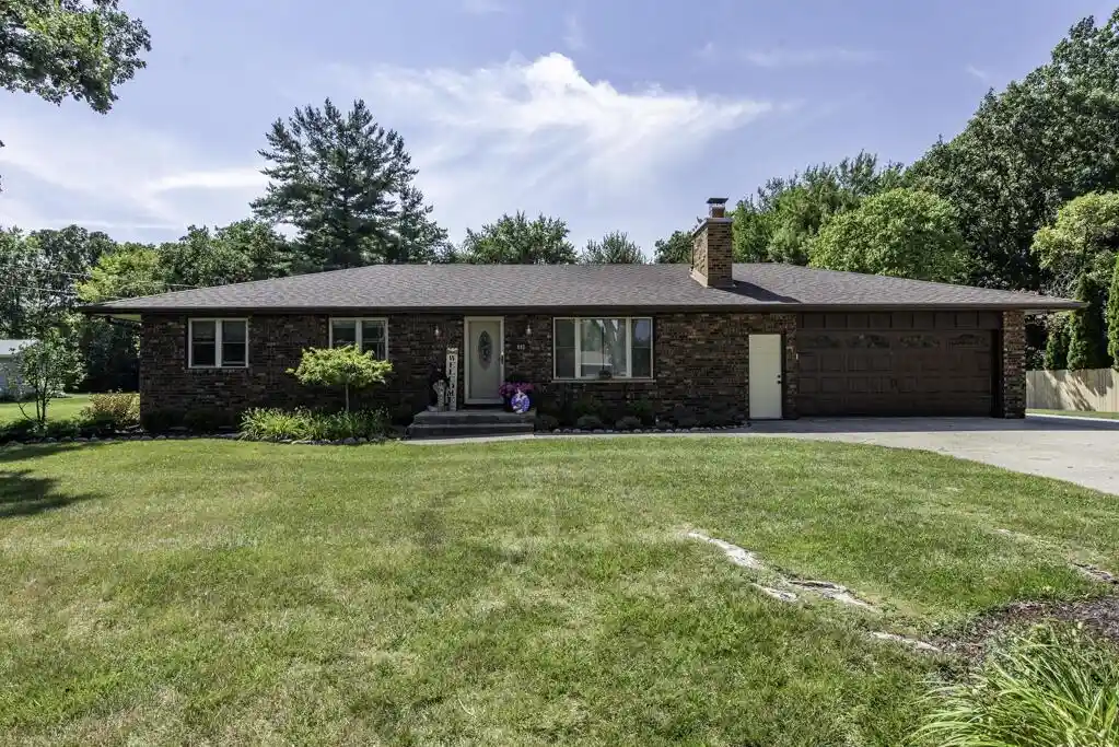 1st image of 895 School Street Street, Silver Lake, WI 53170 | MLS# 1974470