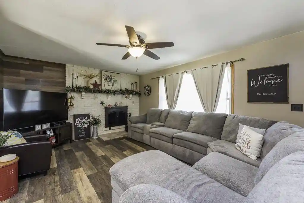 5th image of 895 School Street Street, Silver Lake, WI 53170 | MLS# 1974470