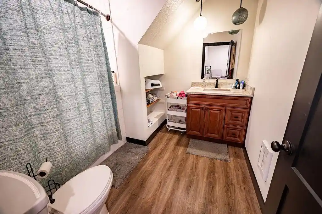 3rd image of 616 Hilton St St, Prescott, WI 54021