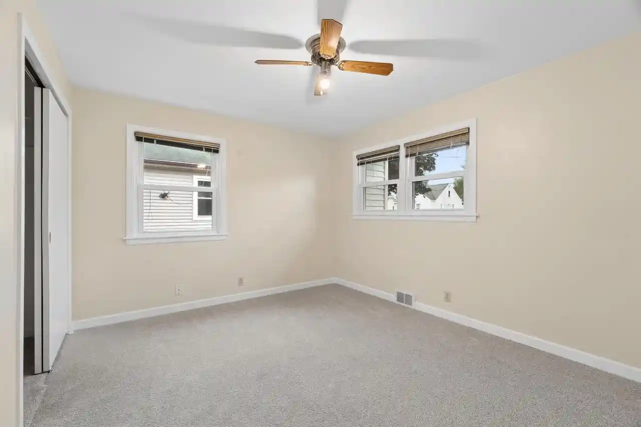 2nd image of 1616 Jefferson Street Street, Oshkosh, WI 54901 | MLS# 50330287