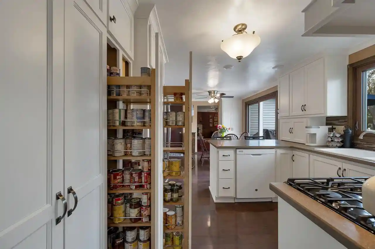 5th image of 413 S Good Hope Road Road, De Pere, WI 54115 | MLS# 50330281