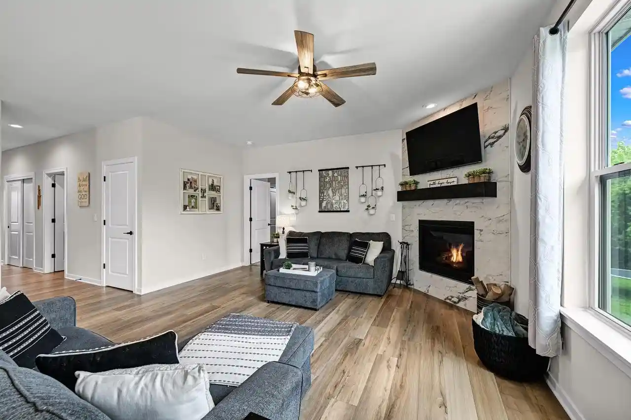 4th image of N174W20564 Laurel Springs Circle Circle, Jackson, WI 53037 | MLS# 1974478