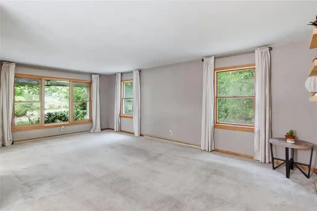 4th image of 2319 Hillside Road Road, Altoona, WI 54720 | MLS# 1603832