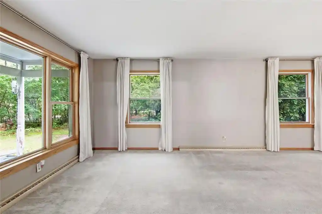 5th image of 2319 Hillside Road Road, Altoona, WI 54720 | MLS# 1603832