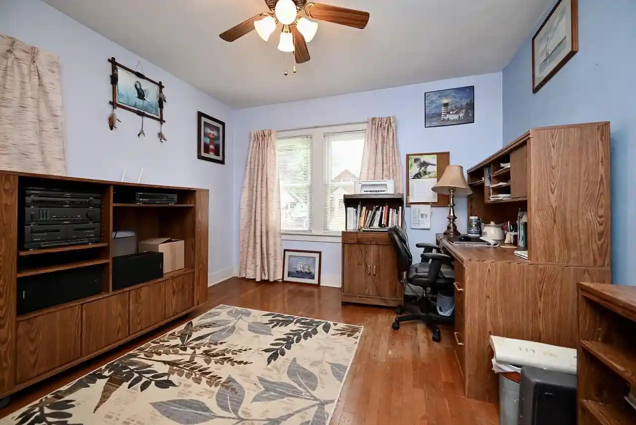 image of 1217 East Avenue S Avenue S, La Crosse, WI 54601 | MLS# 1974491