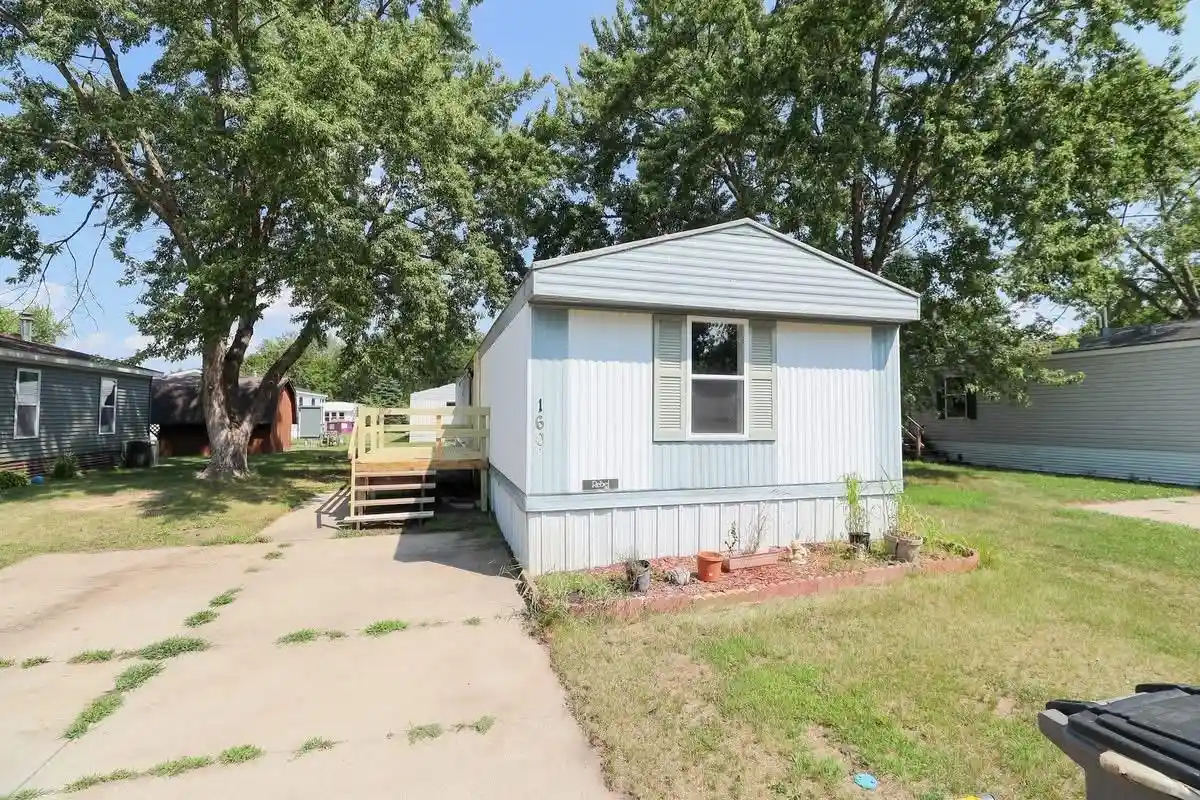 1st image of 160 Buckingham Lane Lane, Holmen, WI 54636 | MLS# 2029567