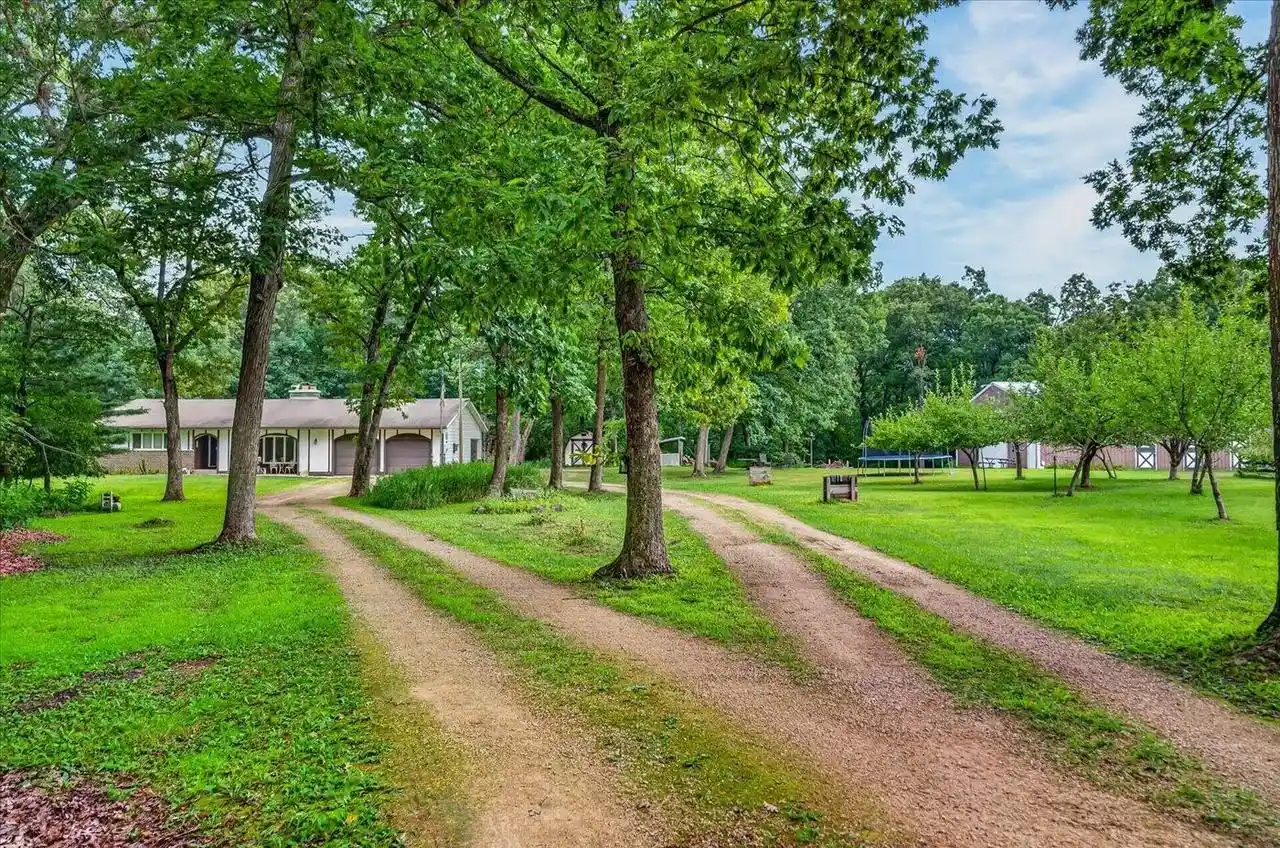 1st image of W5148 E Bush Road Road, Pardeeville, WI 53954 | MLS# 2029568
