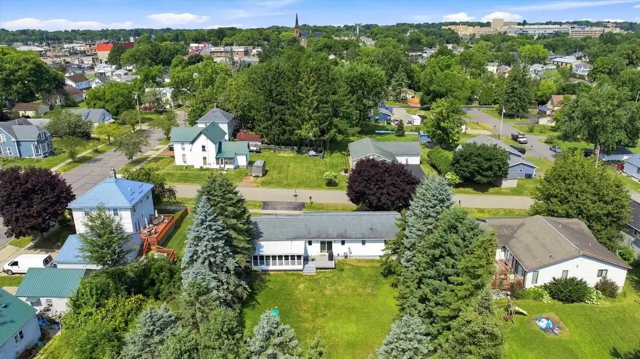 2nd image of 305 N Cherry Avenue Avenue, Marshfield, WI 54449 | MLS# 22603718