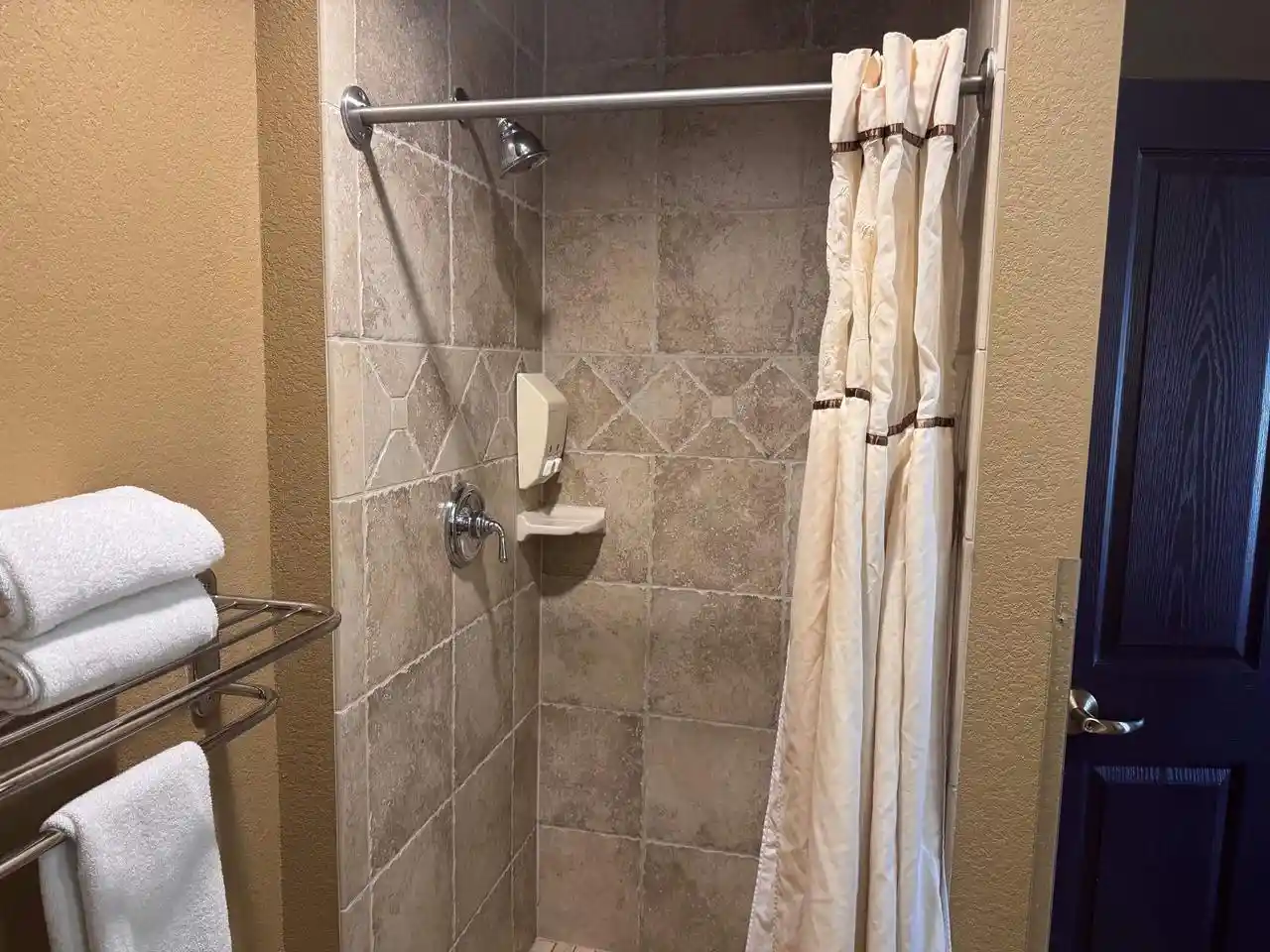 3rd image of 2411 River Road Road #2150, Wisconsin Dells, WI 53965 | MLS# 2029577