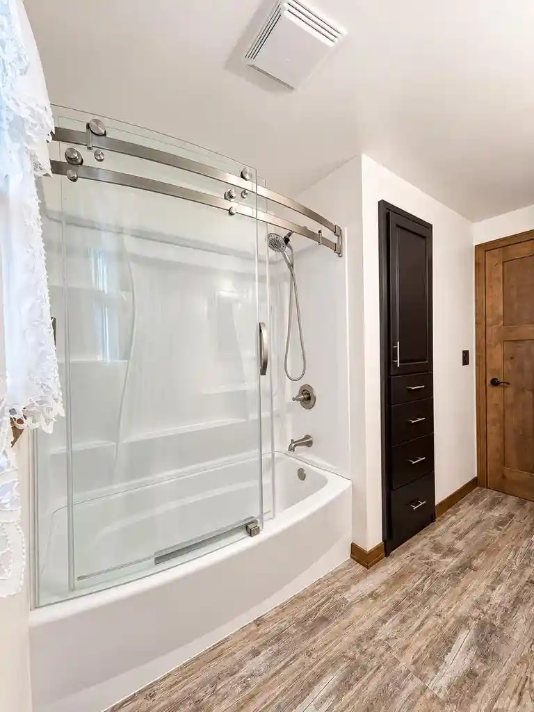 Photo 3 of Single family home for sale at 138 Elm Dr Dr, Green Bay, WI 54313 | MLS# 50330296 | Listing updated on 2026-09-09