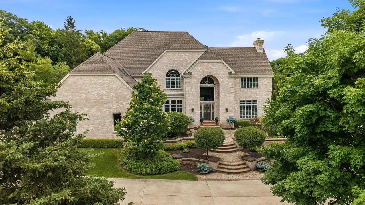 1st image of 3230 Fordham Court Court, Brookfield, WI 53005 | MLS# 1974517
