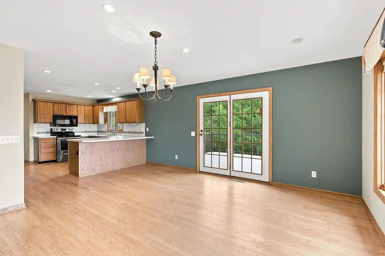 Photo 3 of Single family home for sale at 7975 Stagecoach Rd, Cross Plains, WI 53528 | MLS# 2029583 | Listing updated on 2026-09-17
