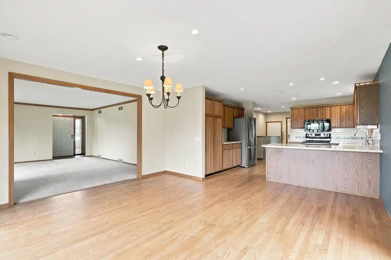 Photo 4 of Single family home for sale at 7975 Stagecoach Rd, Cross Plains, WI 53528 | MLS# 2029583 | Listing updated on 2026-09-17