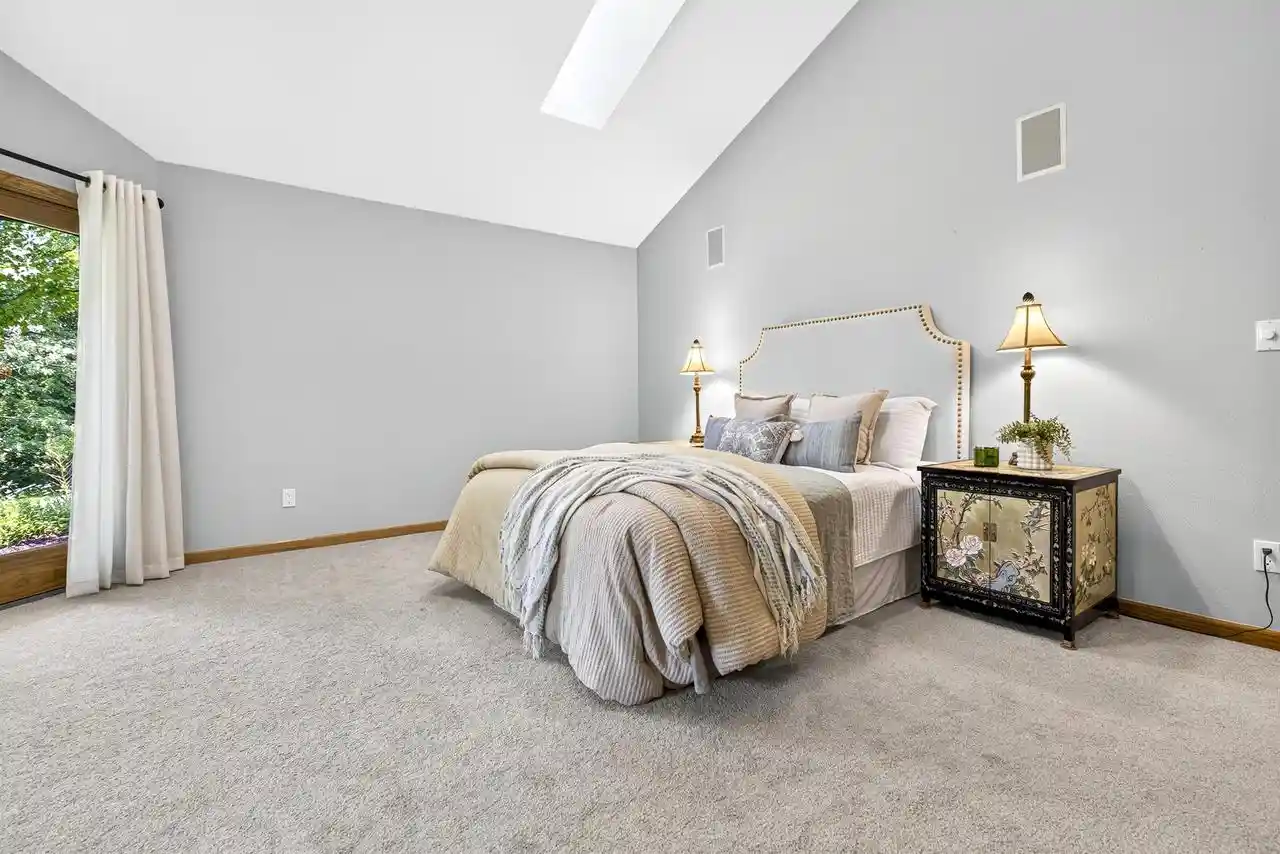 5th image of 2928 E Ridge Pl Pl, Neenah, WI 54956 | MLS# 50330307