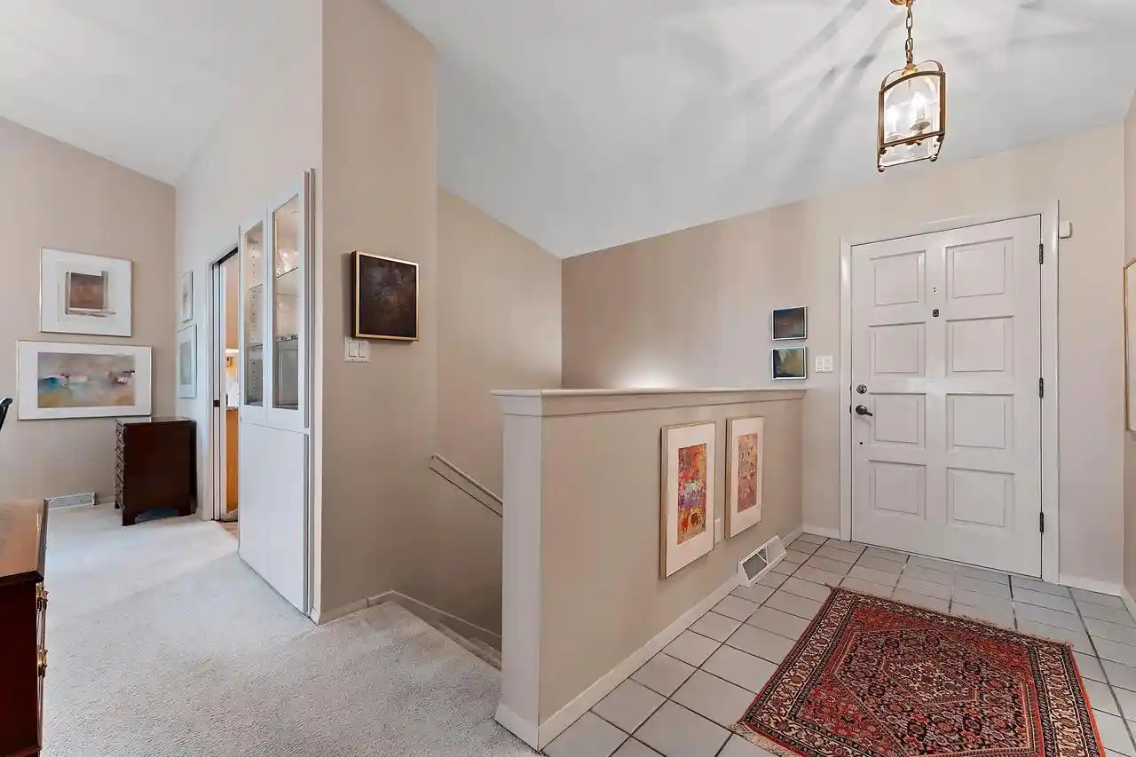 2nd image of 1525 N Bay Highlands Dr Dr, Green Bay, WI 54311 | MLS# 50330309