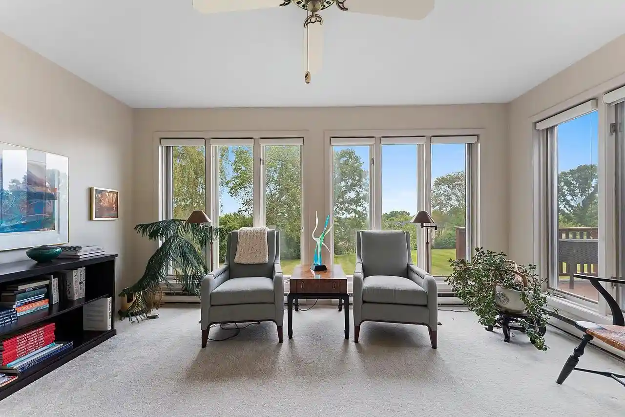 3rd image of 1525 N Bay Highlands Dr Dr, Green Bay, WI 54311 | MLS# 50330309
