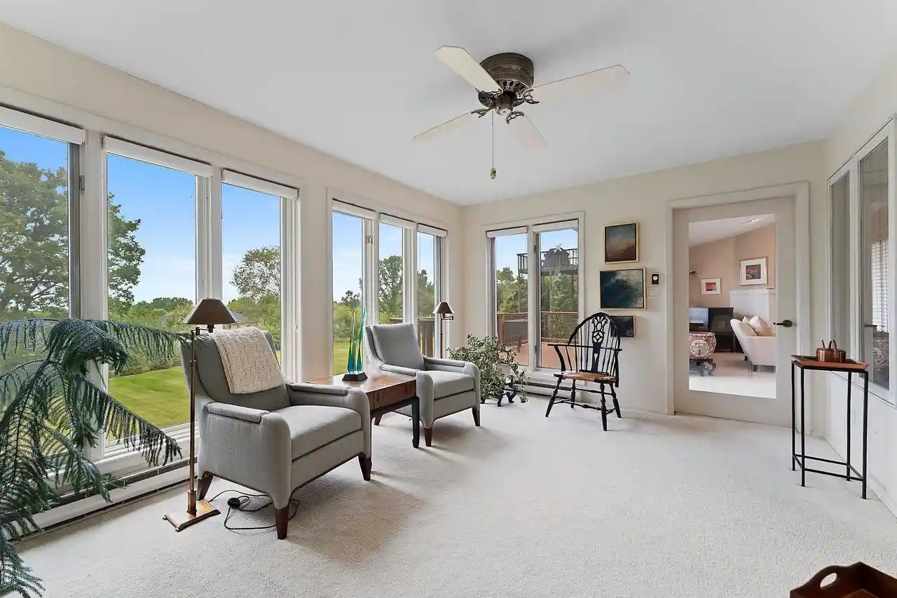 4th image of 1525 N Bay Highlands Dr Dr, Green Bay, WI 54311 | MLS# 50330309