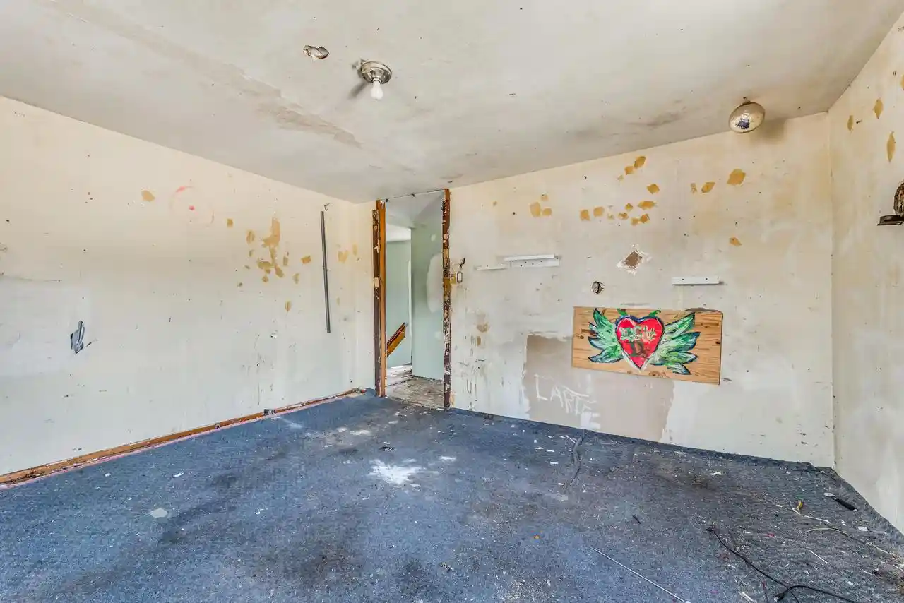 3rd image of 1641 Barton Avenue Avenue, West Bend, WI 53090 | MLS# 1974537