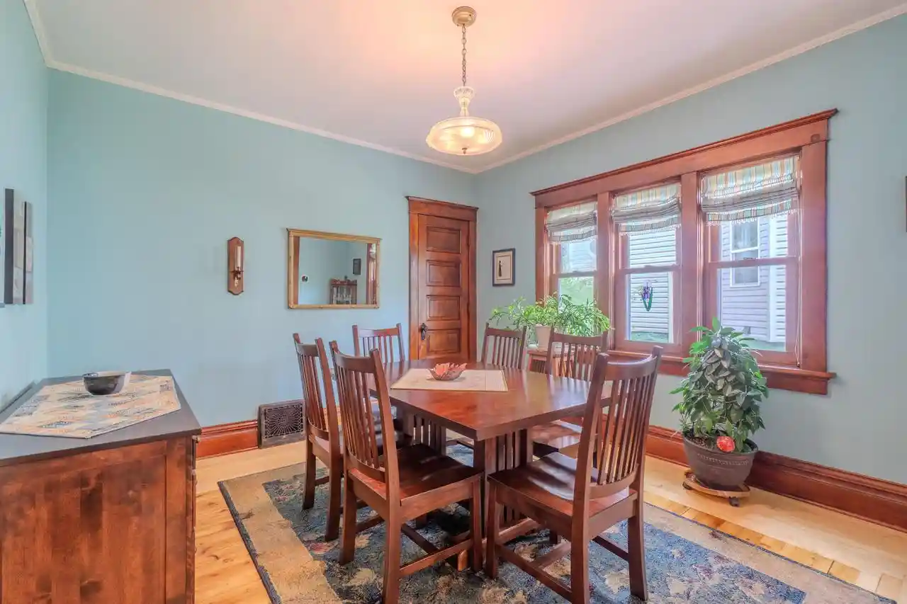 3rd image of 930 Washington Street Street, Wausau, WI 54403 | MLS# 22603726