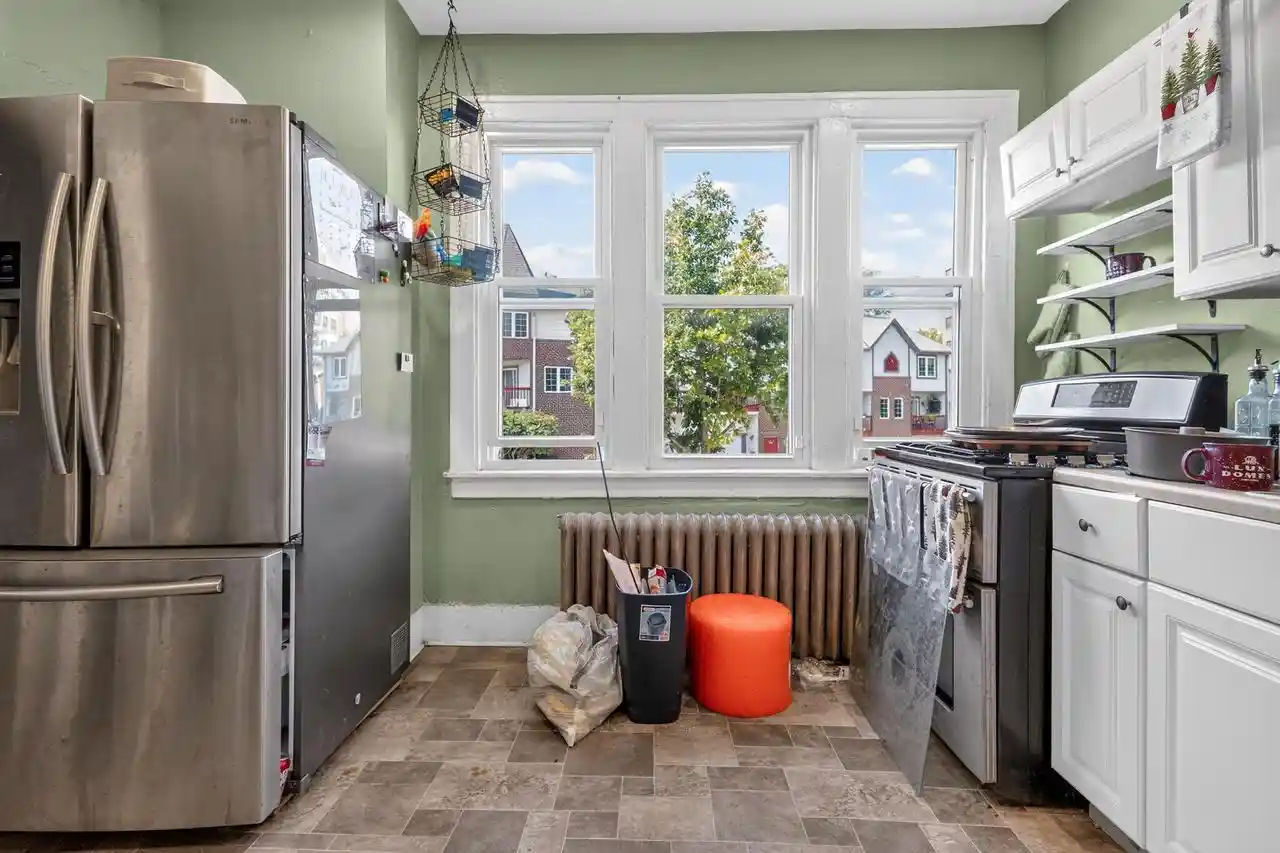 2nd image of 1450 N Humboldt Avenue Avenue, Milwaukee, WI 53202 | MLS# 1974546