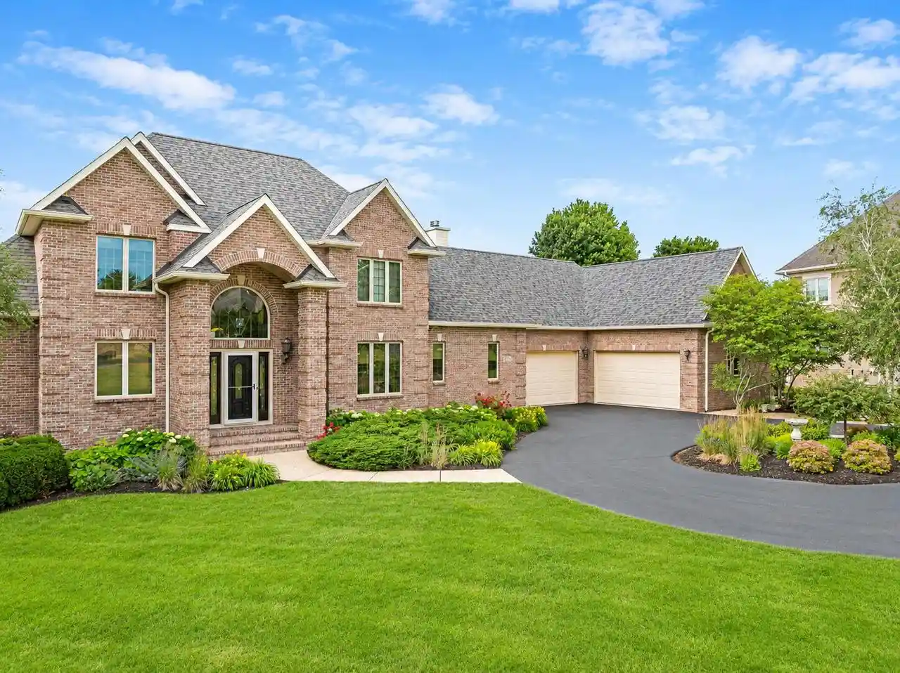 1st image of W4736 Pebble Dr Dr, Elkhorn, WI 53121 | MLS# 1974547