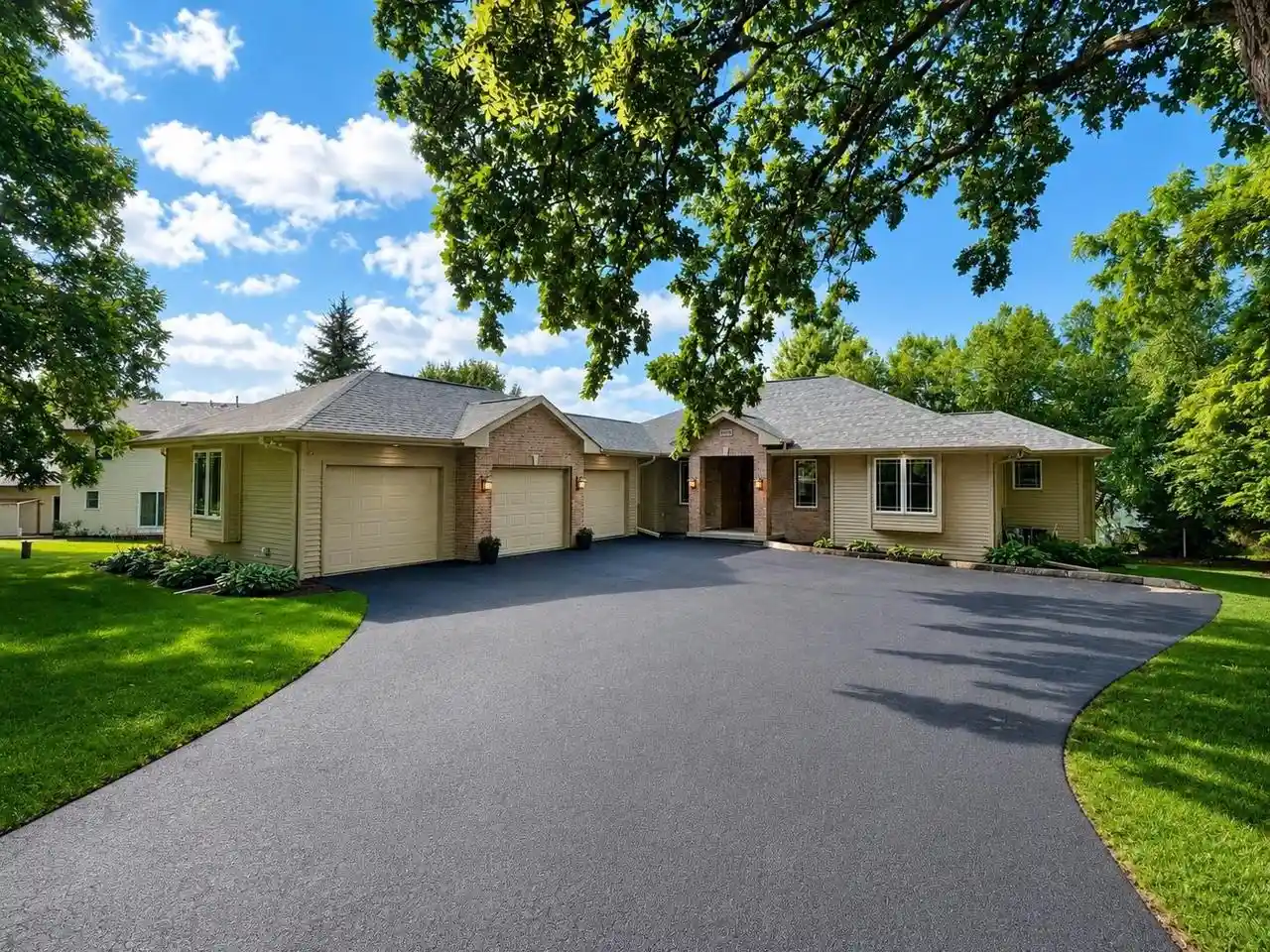 1st image of 3738 Oak Lane Dr Dr, Beloit, WI 53511 | MLS# 2029595