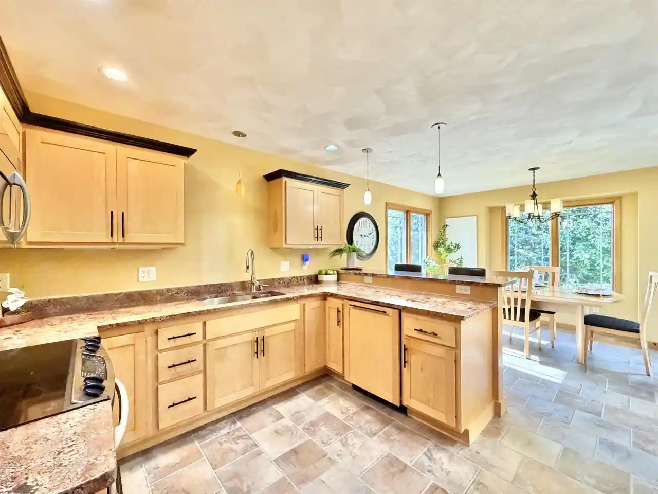 2nd image of 3738 Oak Lane Dr Dr, Beloit, WI 53511 | MLS# 2029595