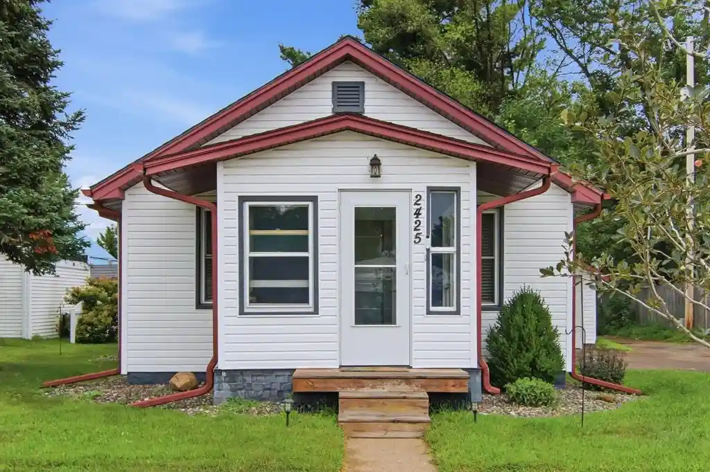 Photo 1 of Single family home for sale at 2425 7th Street Street, Eau Claire, WI 54703 | MLS# 1603869 | Listing updated on 2026-09-15