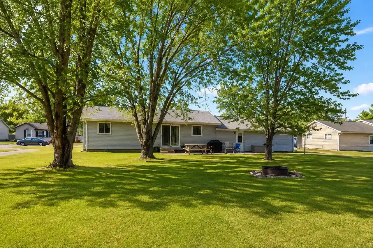 4th image of 141 Elmwood Lane Lane, Nekoosa, WI 54457 | MLS# 22603727