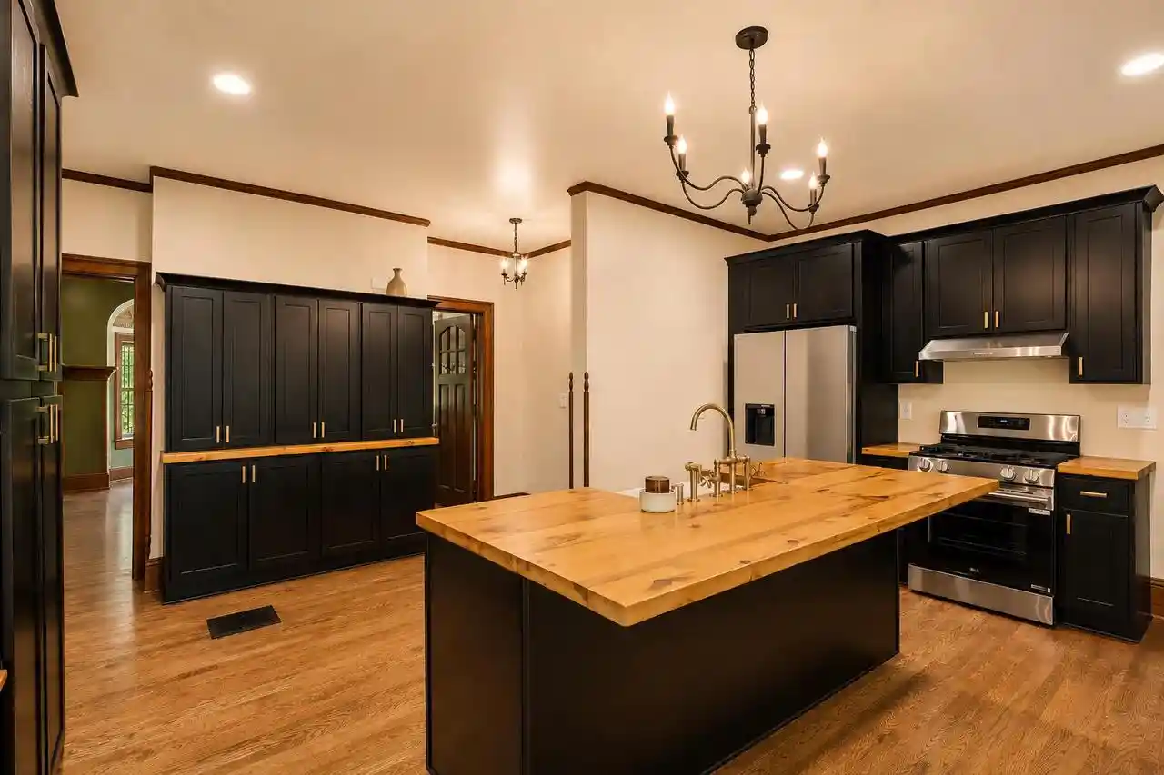 1st image of 6789 N Elm Tree Road Road, Glendale, WI 53217 | MLS# 1974563