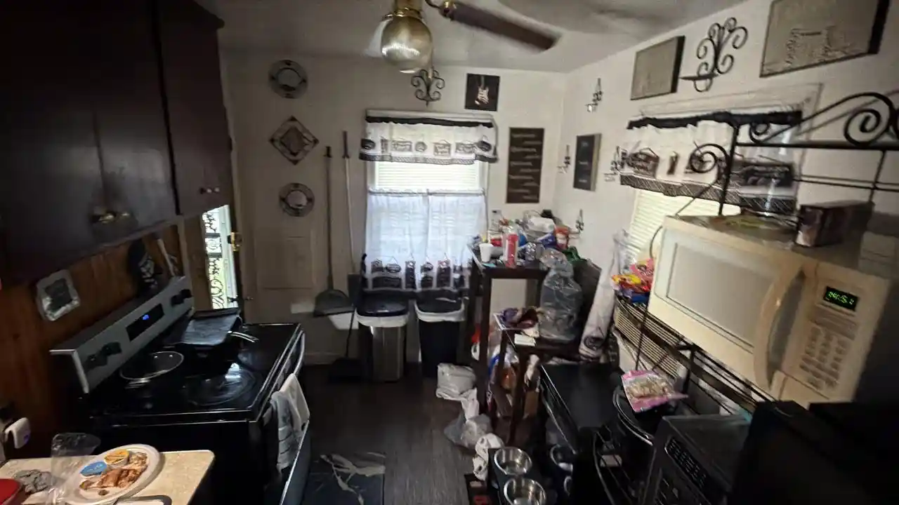 3rd image of 4572 N 37 Street Street, Milwaukee, WI 53209 | MLS# 1974565