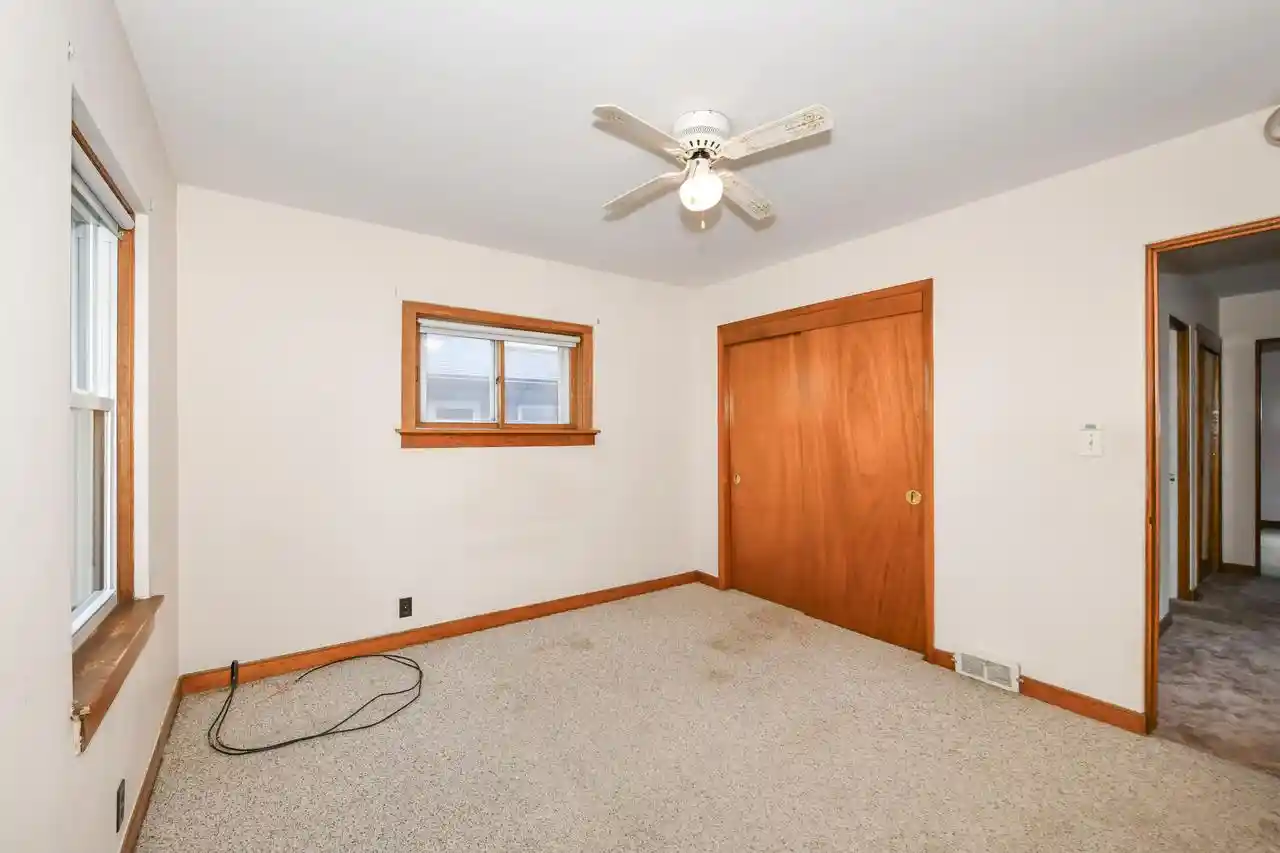 5th image of 2400 S 100Th Street Street, Milwaukee, WI 53227 | MLS# 1974575
