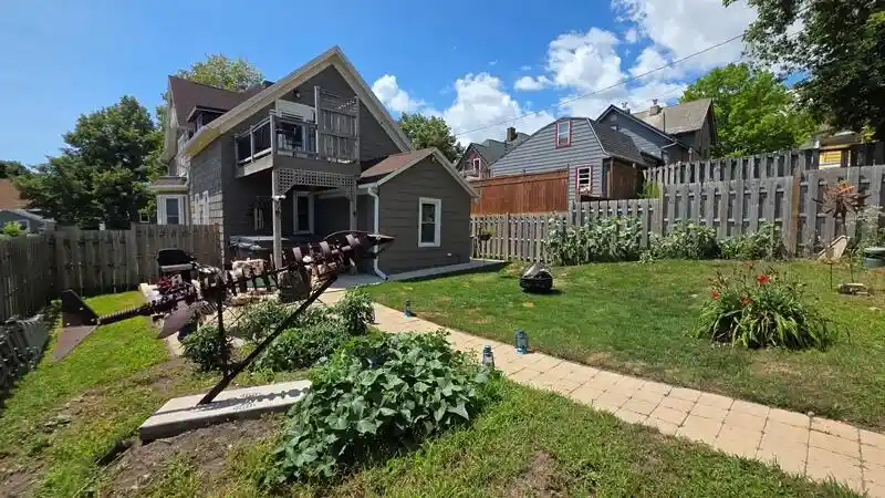 2nd image of 422 Niagara Avenue Avenue, Sheboygan, WI 53081 | MLS# 1974573