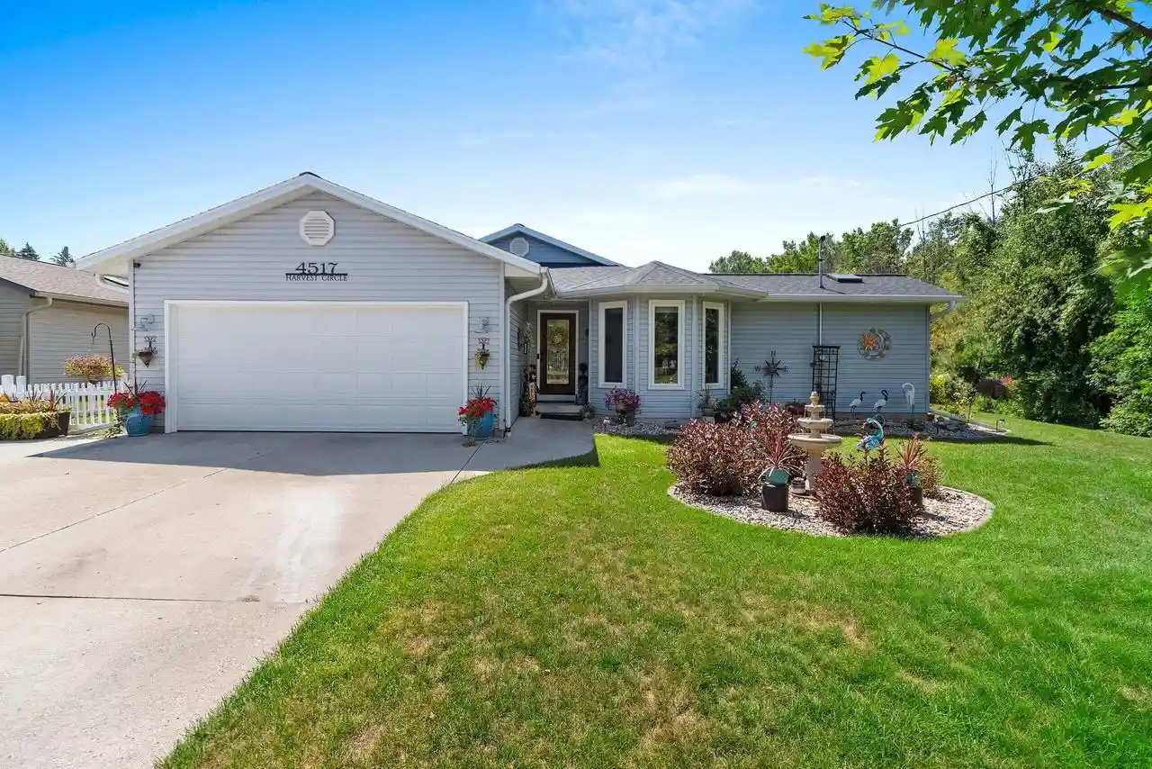 1st image of 4517 Harvest Circle Circle, Manitowoc, WI 54220 | MLS# 1974576