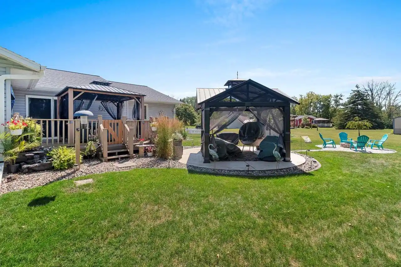 3rd image of 4517 Harvest Circle Circle, Manitowoc, WI 54220 | MLS# 1974576