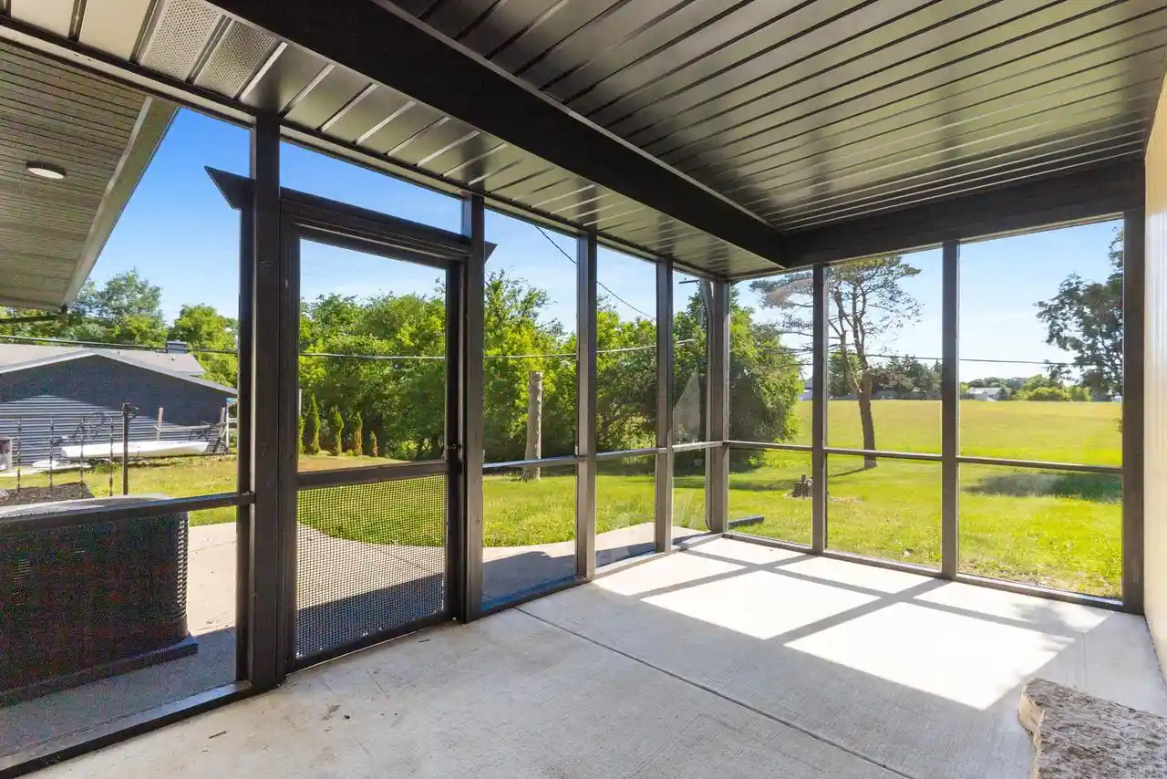 22nd image of 1858 East Dr Dr, East Troy, WI 53120 | MLS# 1974577
