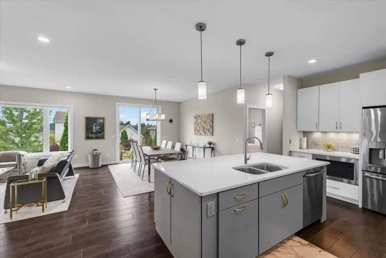 2nd image of 1908 Raptor Dr Dr, Verona, WI 53593 | MLS# 2029608