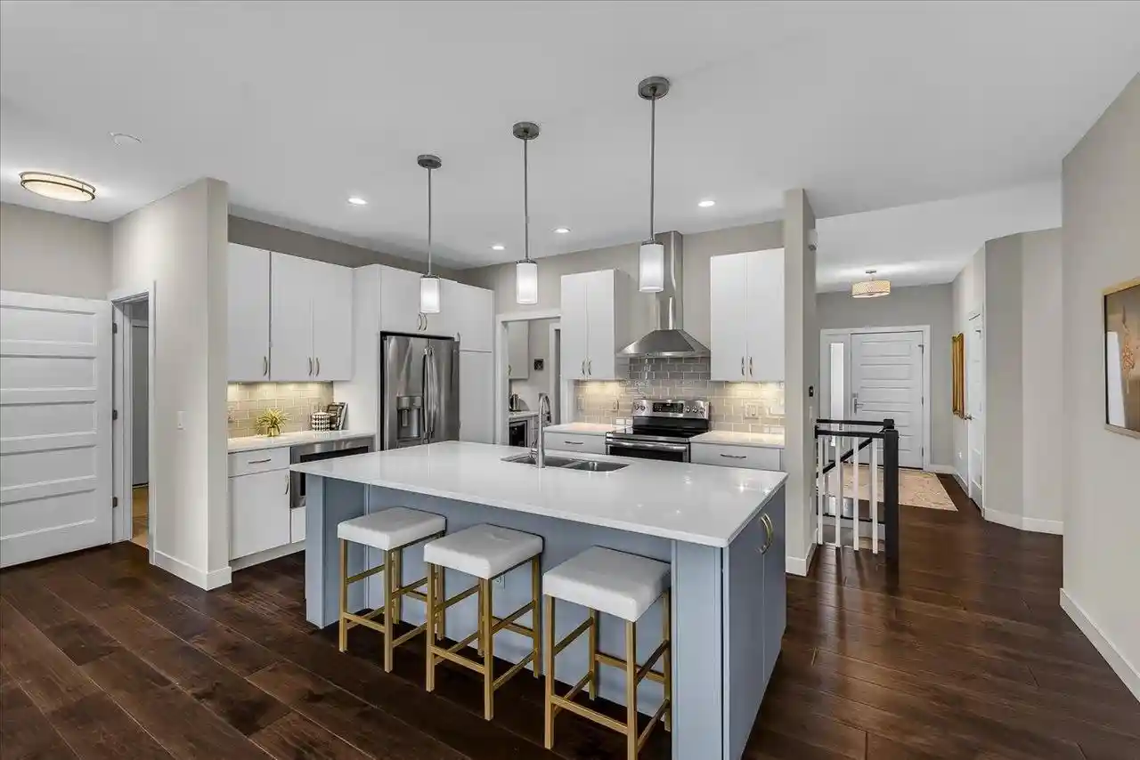 3rd image of 1908 Raptor Dr Dr, Verona, WI 53593 | MLS# 2029608
