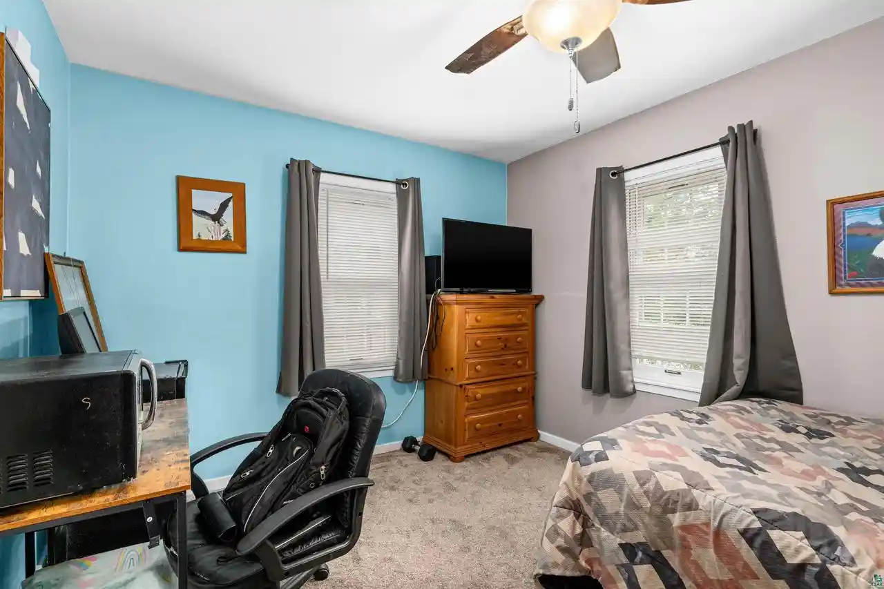 4th image of 2206 Hammond Ave Ave, Superior, WI 54880 | MLS# 6127132