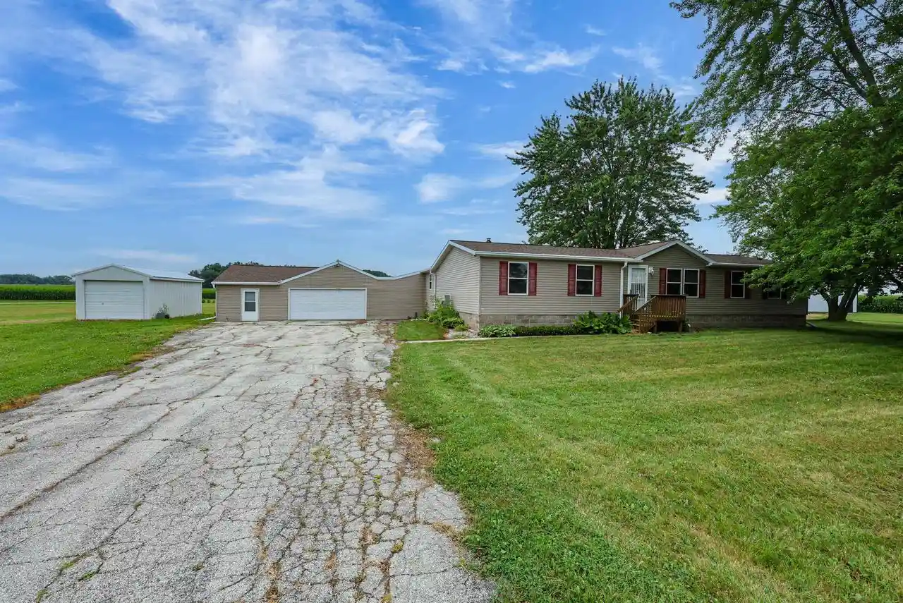 1st image of E1207 Town Hall Road Road, Luxemburg, WI 54217 | MLS# 50330317