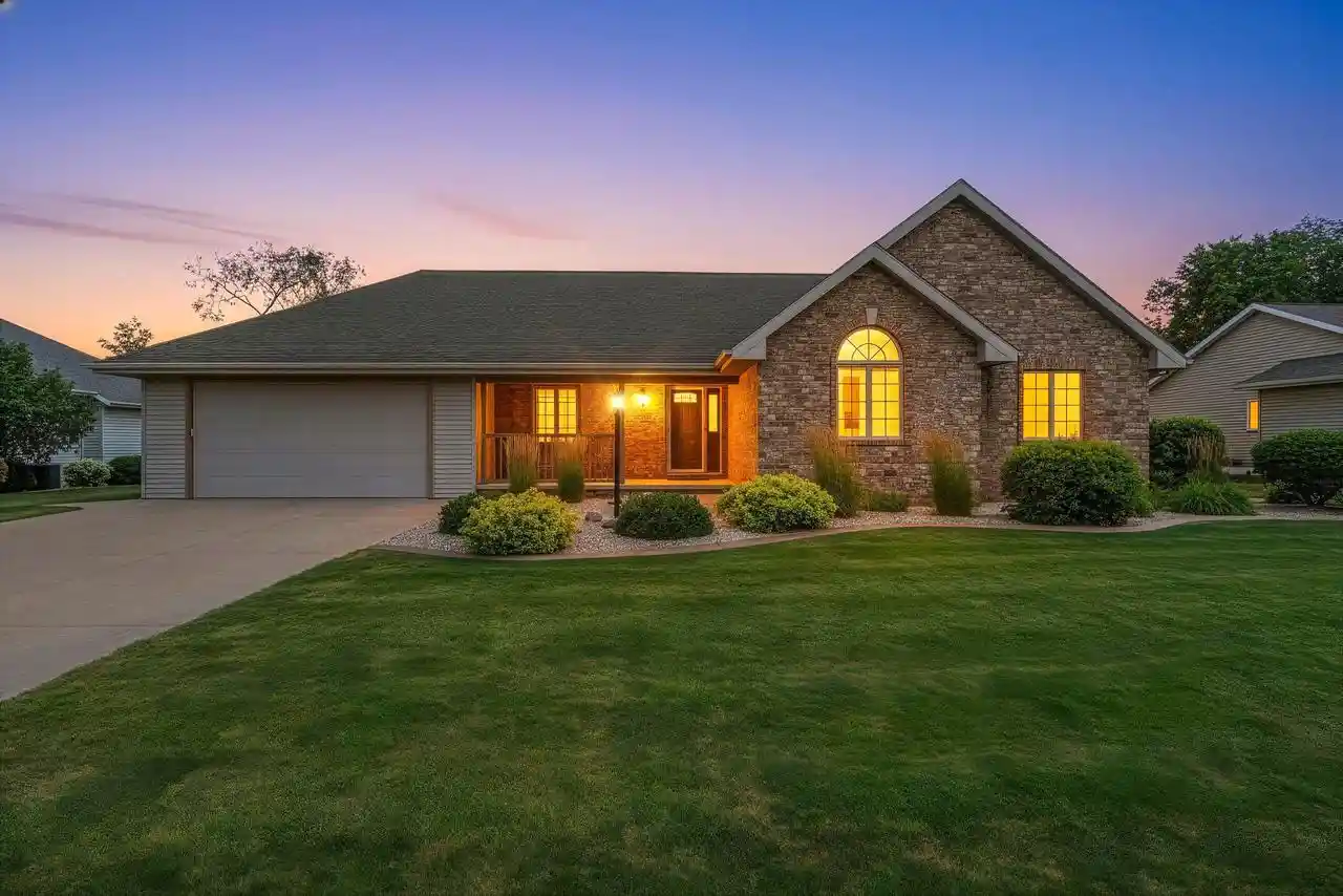 1st image of N9432 Logan Lane Lane, Appleton, WI 54915 | MLS# 50330333