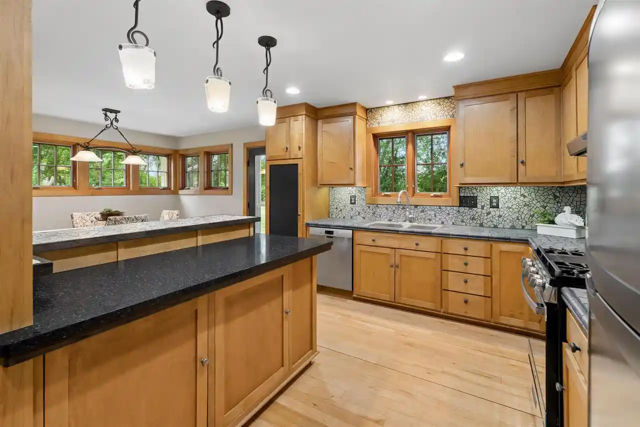 50th image of 122 Poplar Court Court, Neenah, WI 54956 | MLS# 50330324